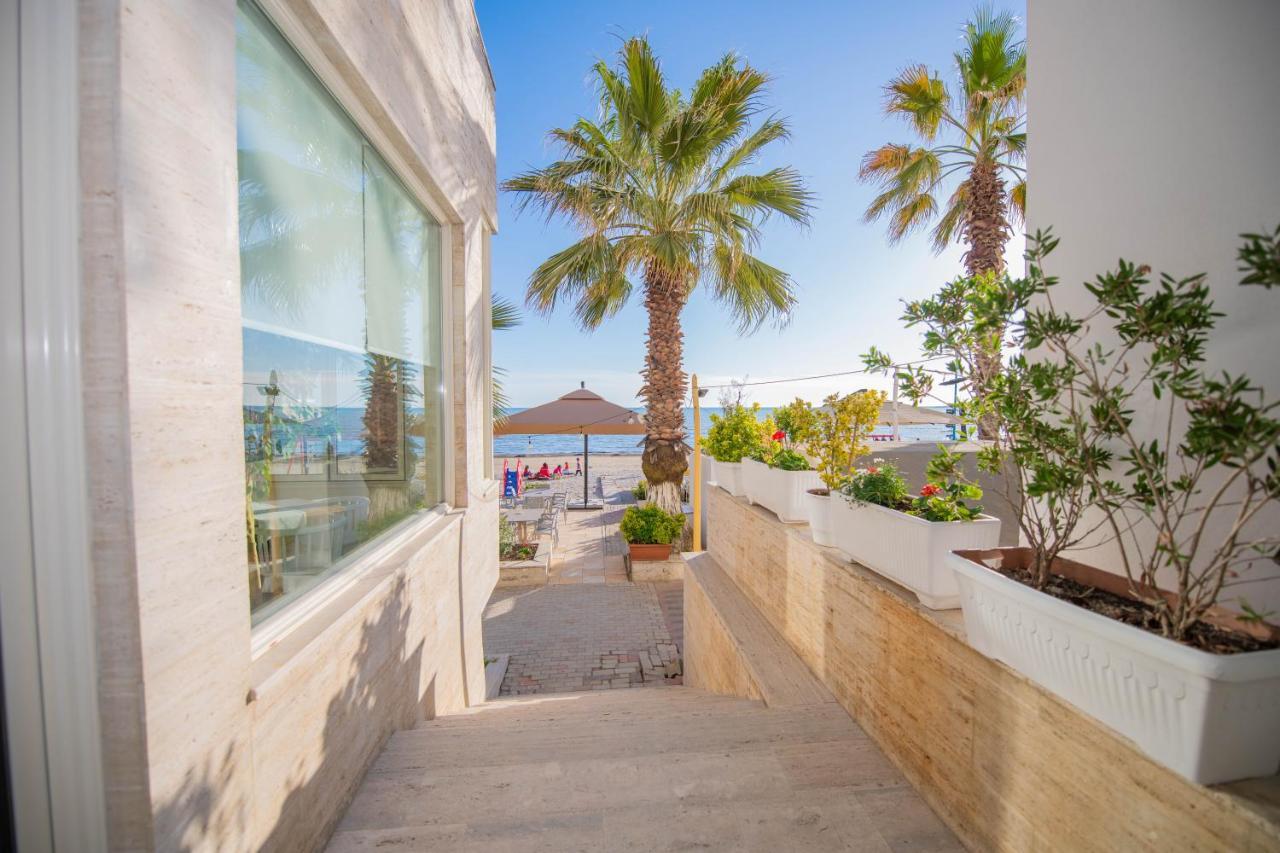 Hotel Zanzi Durres Exterior photo