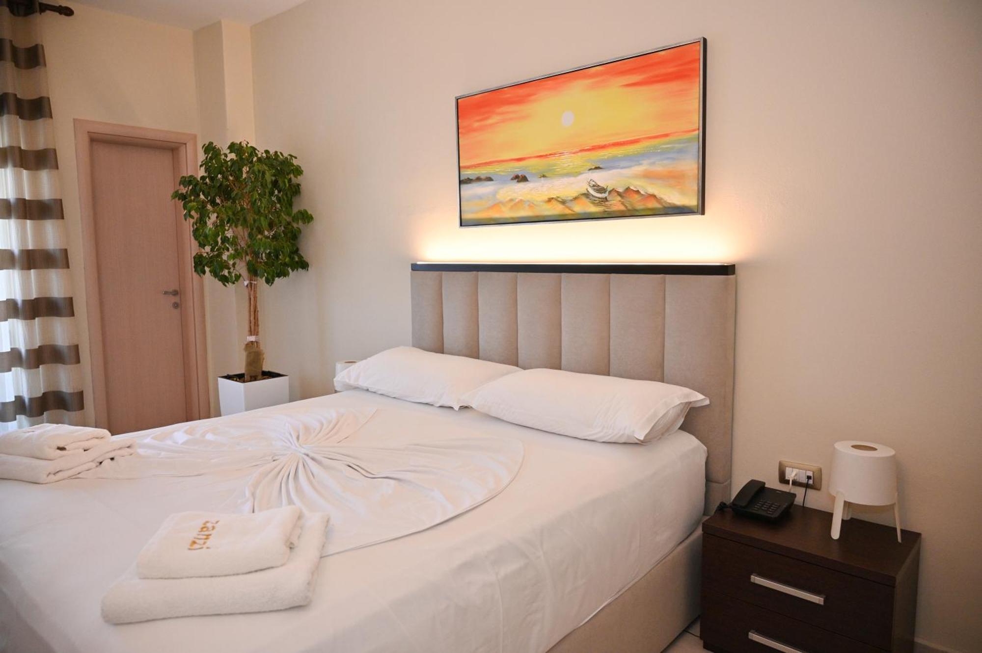 Hotel Zanzi Durres Exterior photo